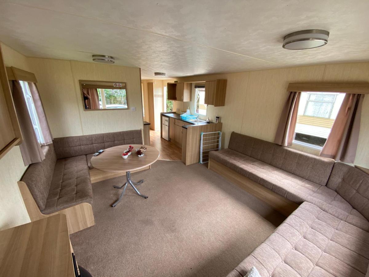 3 Bed 8 Berth Caravan In California Cliffs - M1 Great Yarmouth Exterior photo